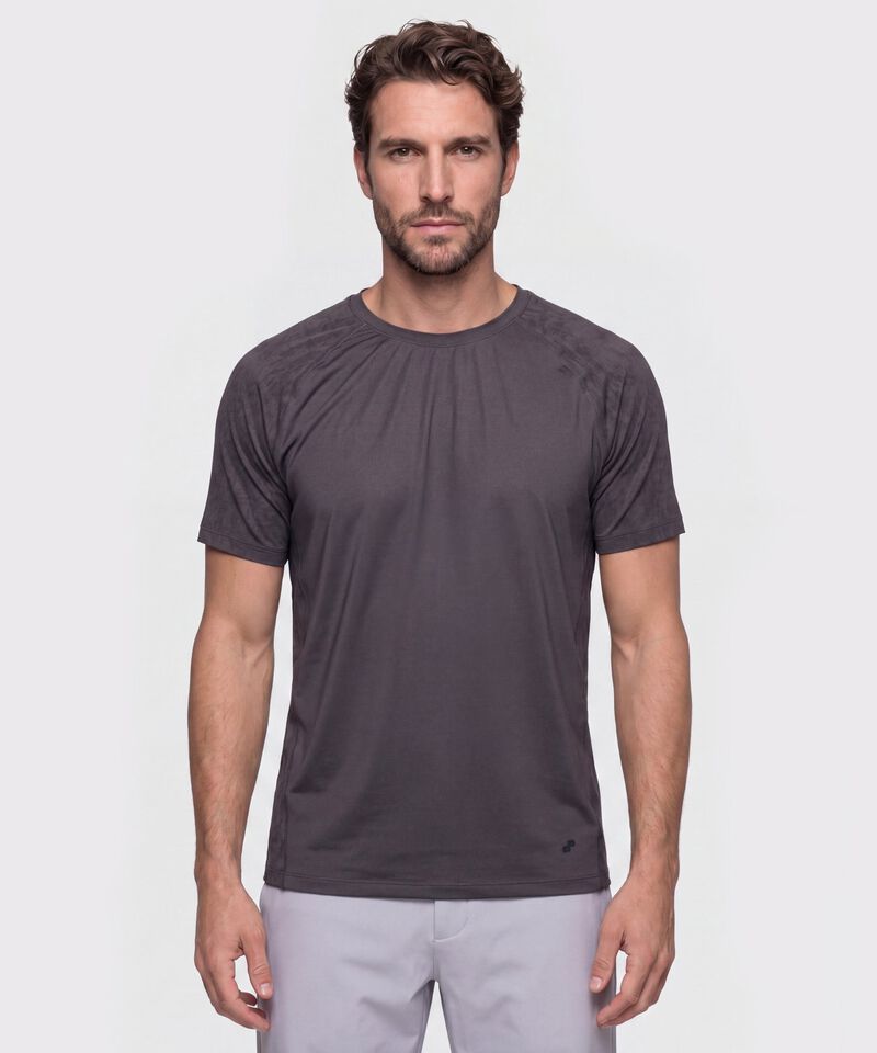 Camiseta Deportiva Con Detalle En Mangas 