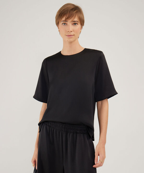 Blusa Unicolor image number null