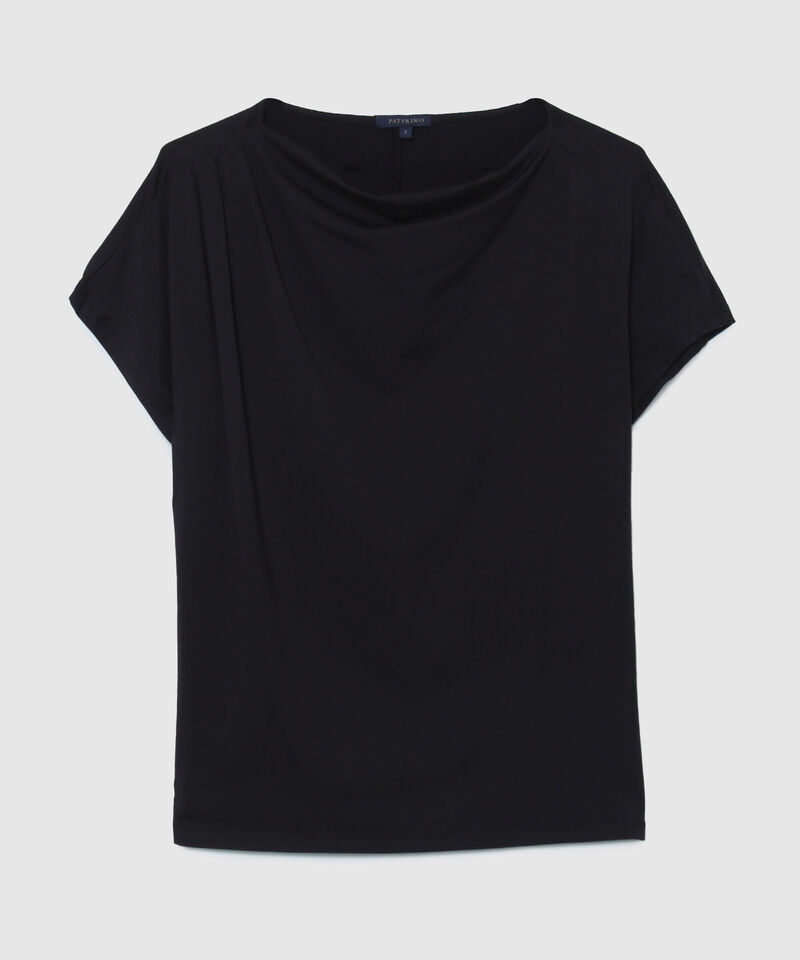 Camiseta Manga Corta Normal, Cuello Ojal Con Drapeado En Hombro Derecho