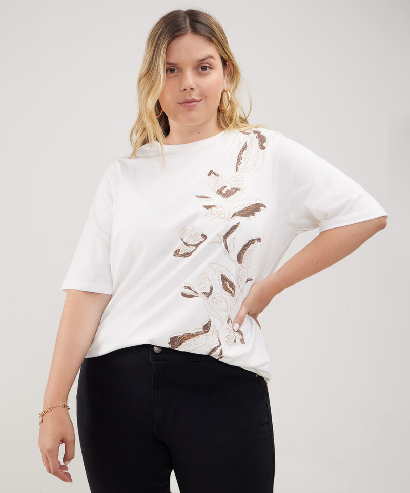 Camiseta Manga Al Codo Cuello Redondo Con Bordado