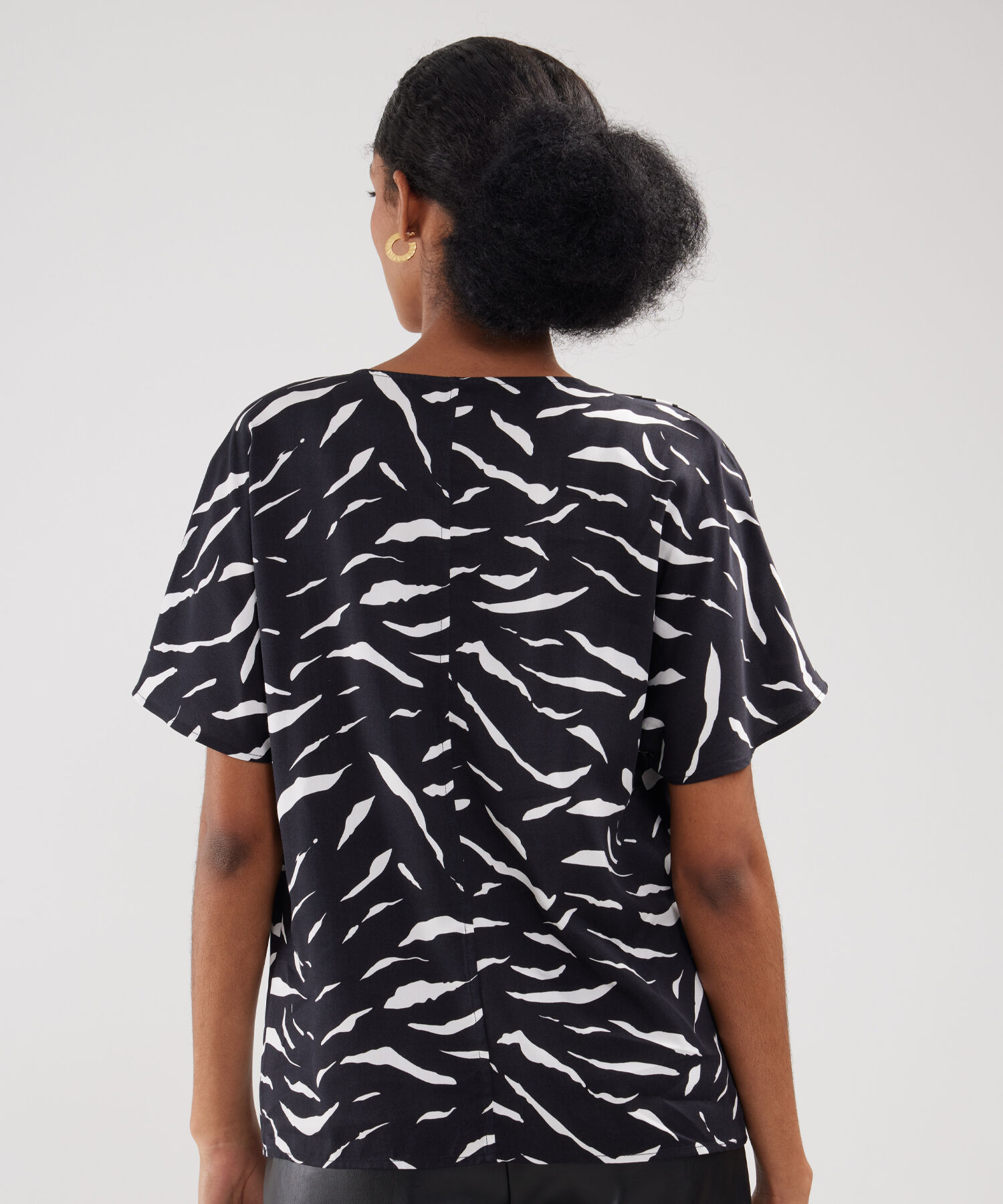 Blusa Estampado de Manchas Compra ahora Patprimo