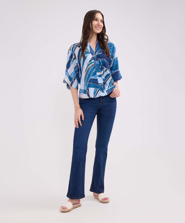 Blusa Estampada Para Cerrar En Delantero image number null