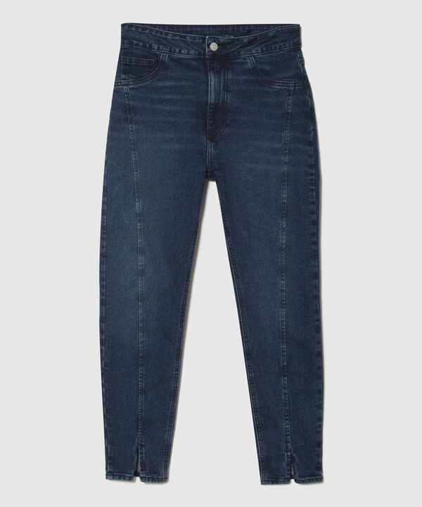 Jeggings Tono Oscuro Con Corte Y Abertura En Delantero