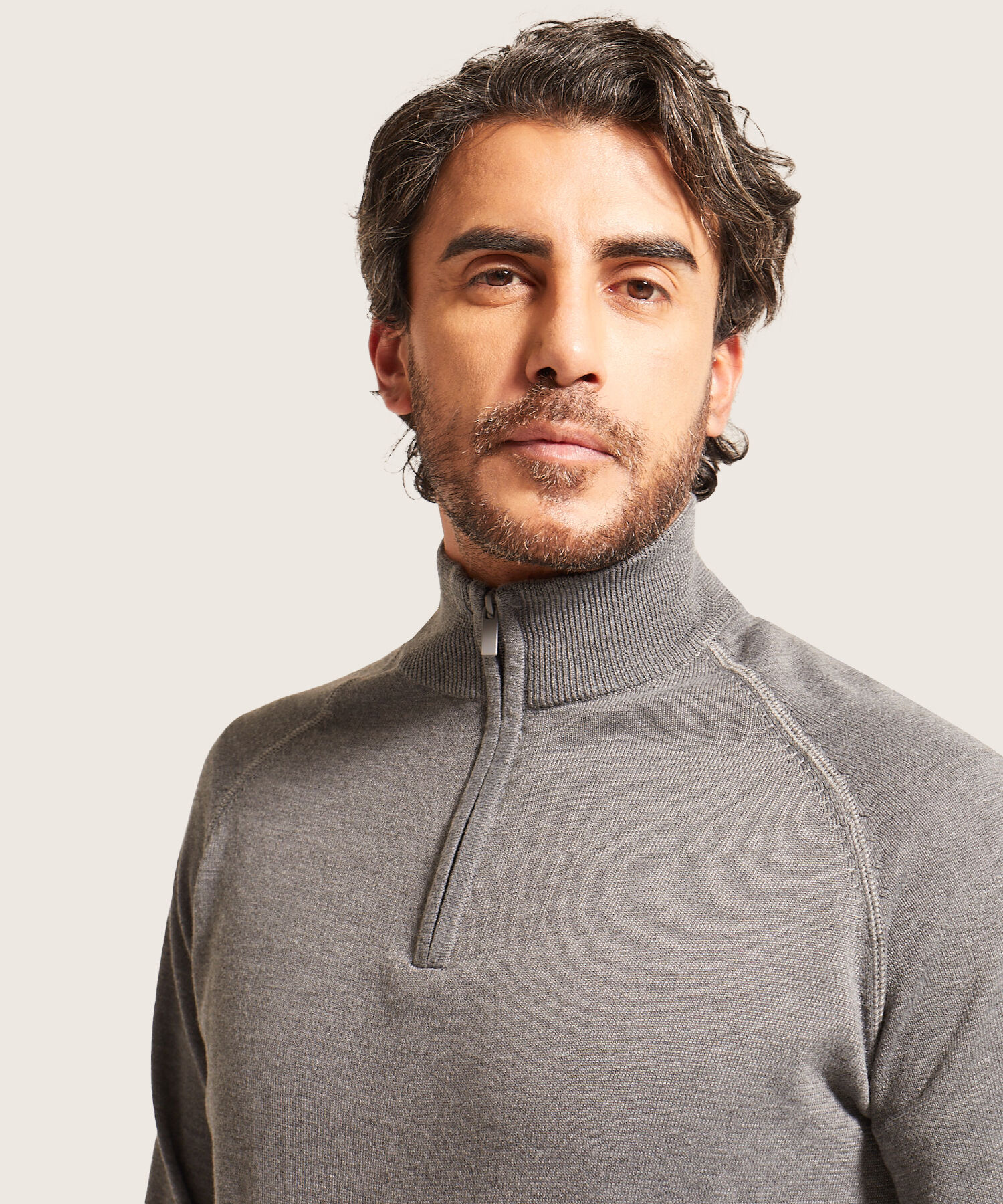 Saco Cuello Alto Con Cremallera