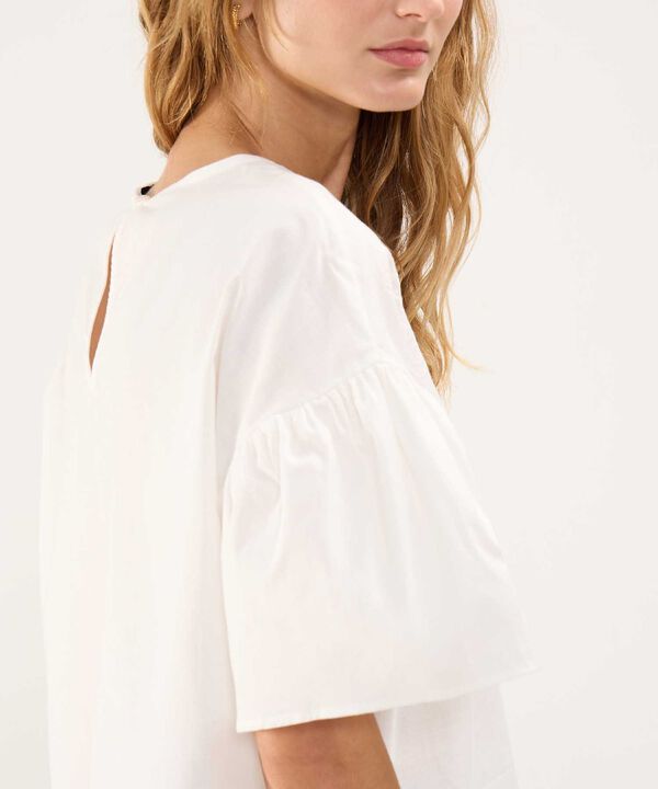 Blusa Bordado Floral