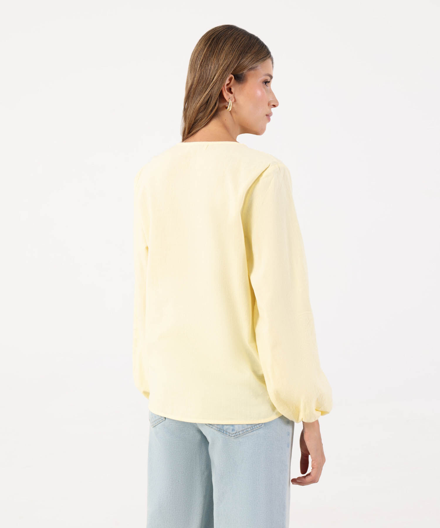 Blusa Cuello Redondo con Bordados para Mujer