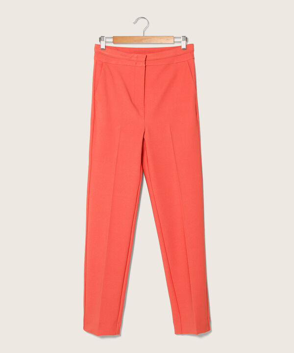 Pantalón Tiro Alto Unicolor Con Detalle En Pretina