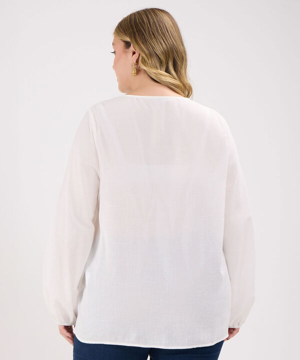 Blusa Unicolor Con Bordado Manga Bombacha