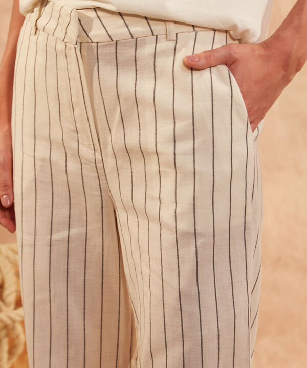 Pantalón Rayas Bota Ancha image number null