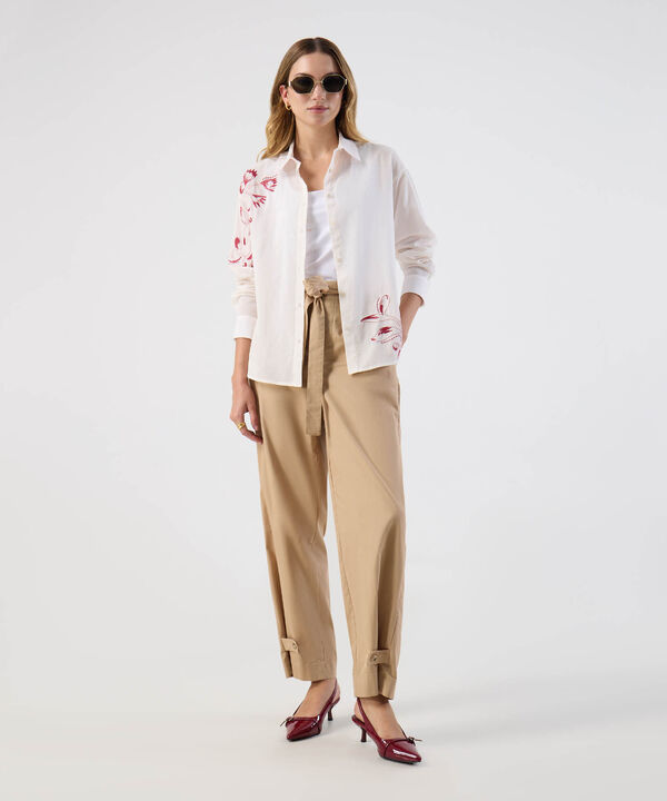 Camisa Larga Cl&aacute;sica Con Dise&ntilde;o Para Mujer image number null