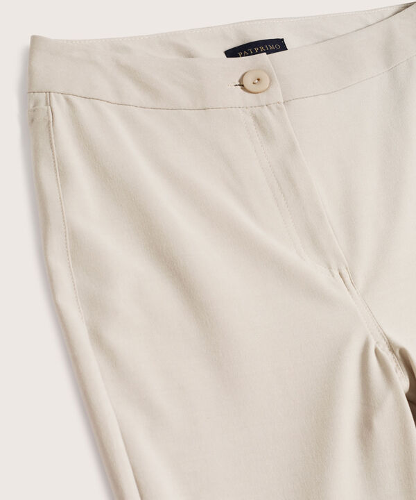 Pantalon Flare Cinco Bolsillo