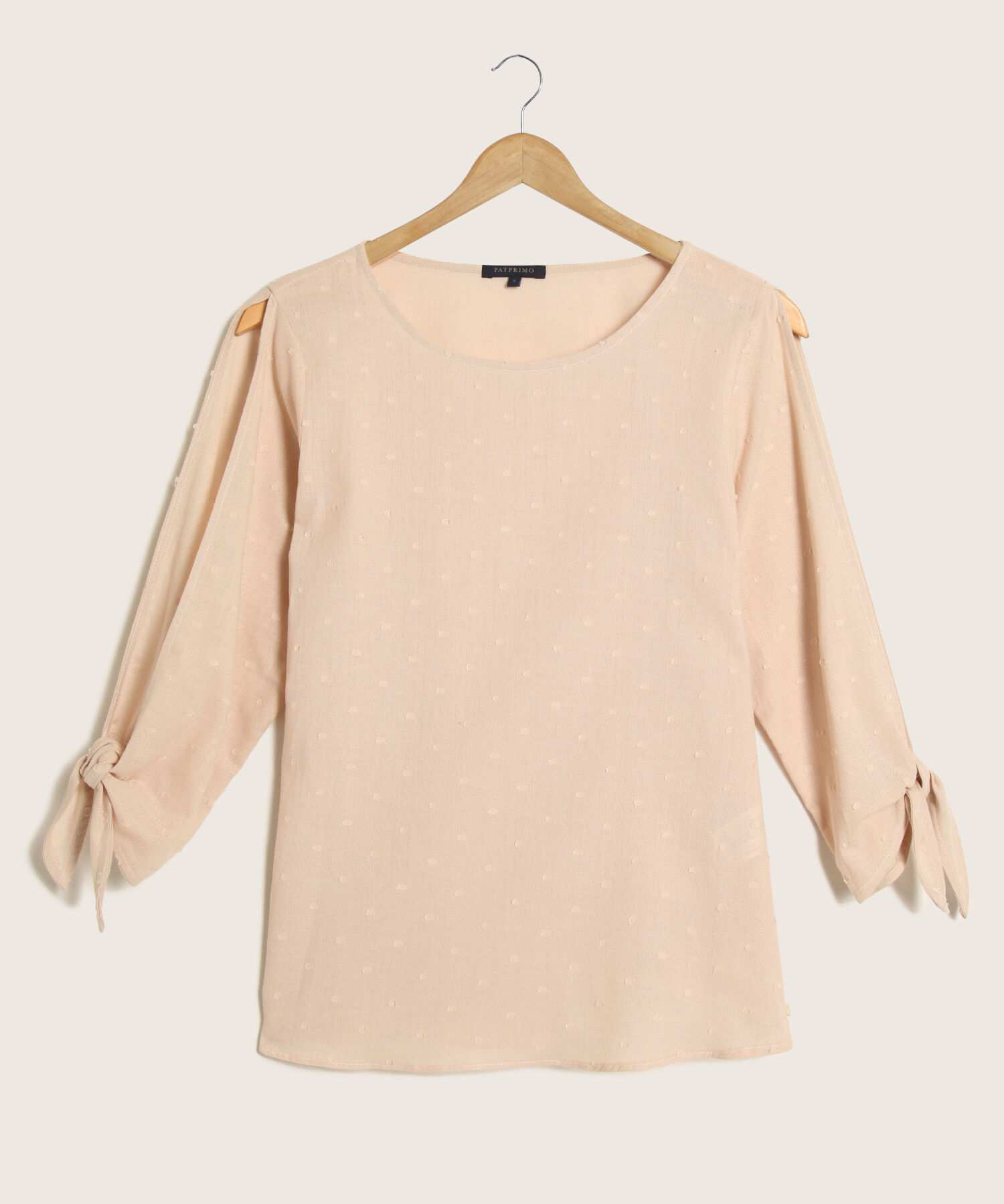 Blusa Unicolor Cuello Redondo Manga 3/4 Con Abertura Y Anudado