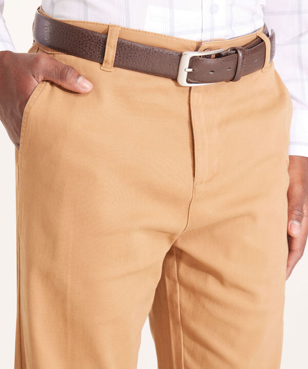 Pantalón Chino Slim Fit Unicolor