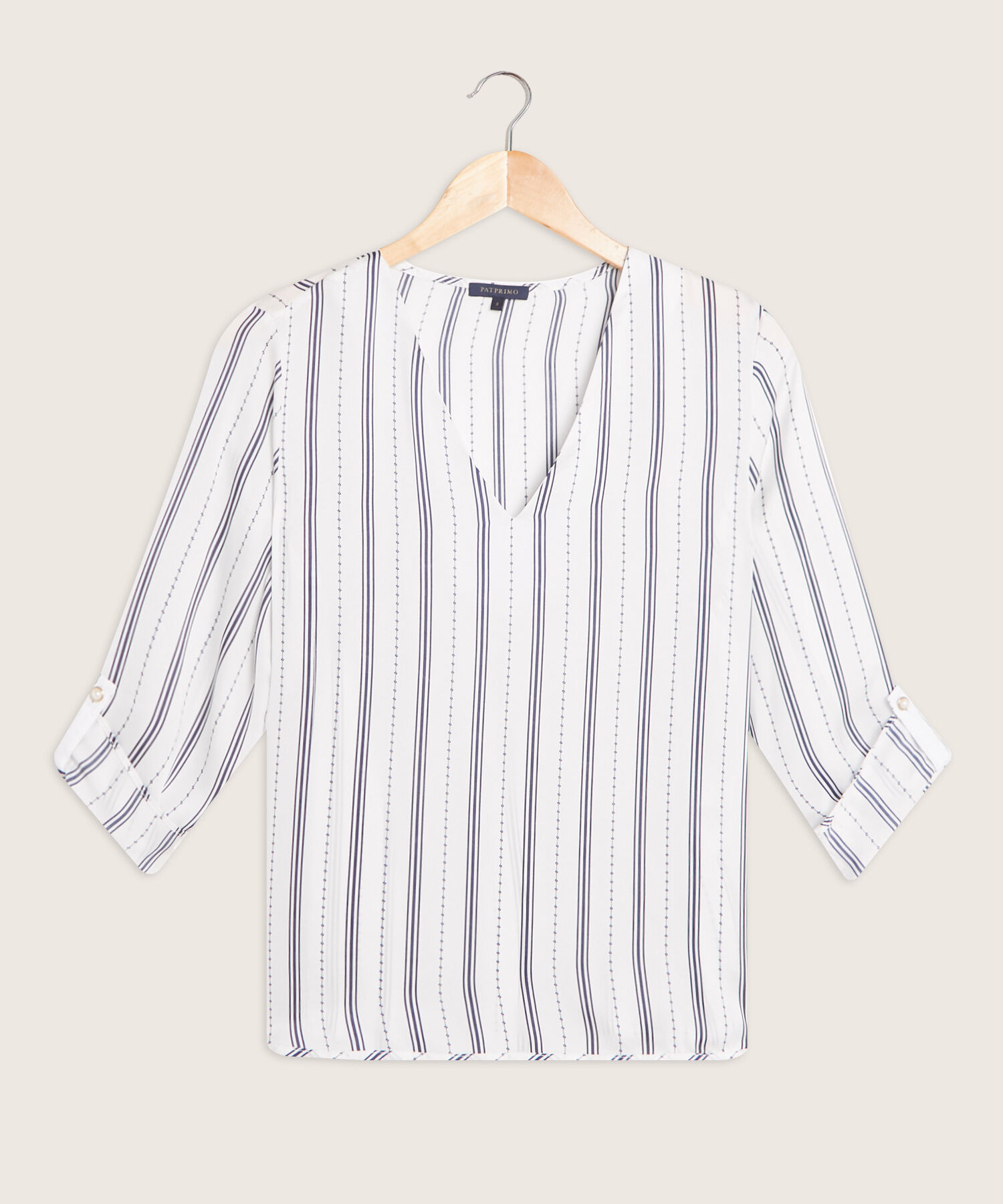 Blusa Manga 3/4 Con Escote V Estampada