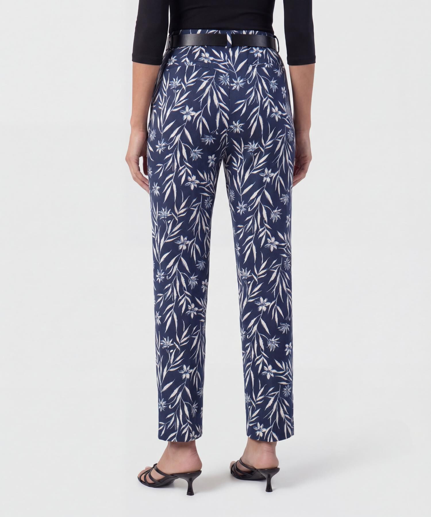 Pantal&oacute;n Recto Con Cintur&oacute;n Para Mujer