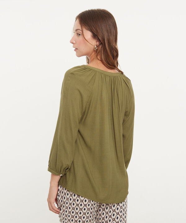 Blusa M 3/4 Cuello Neru Unicolor image number null