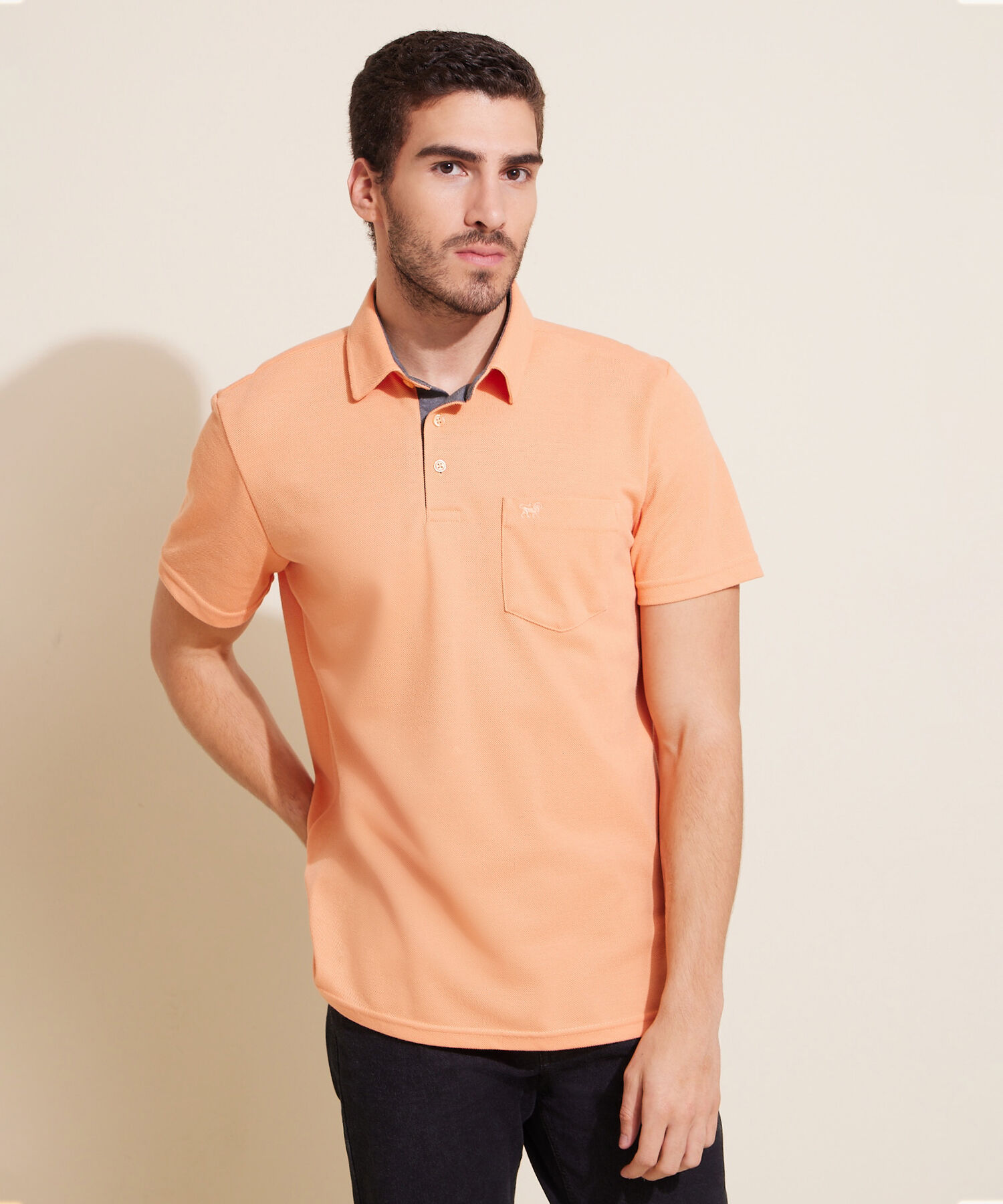 Polo Unicolor, Cuello Duro Con Bolsillo Y Silueta Regular Fit Naranja