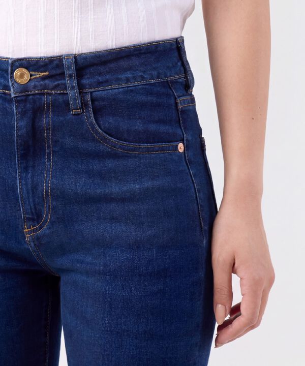 Bermuda Denim Con Dobladillo Para Mujer