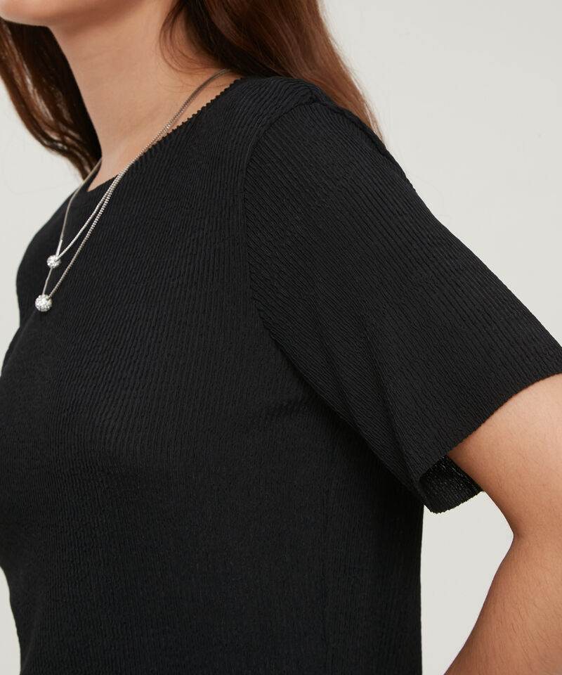 Camiseta Mc, Cuello En Pieza Mangas Y Ruedo En Mini Ruche, Bohemio Ornamental