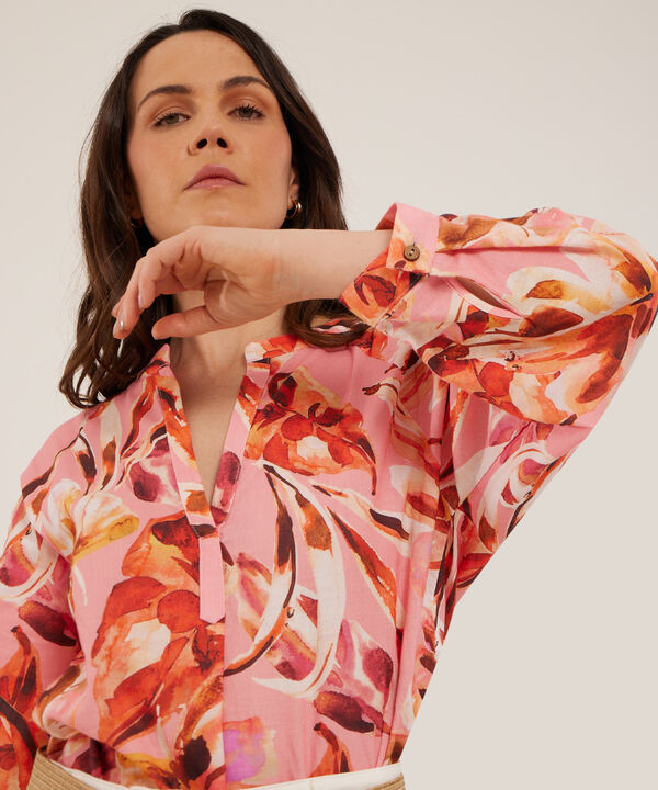 Blusa Cuello Neru Estampada image number null