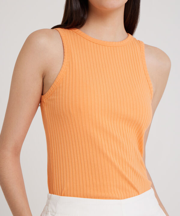 Camiseta Basica Manga Sisa Unicolor En Rib