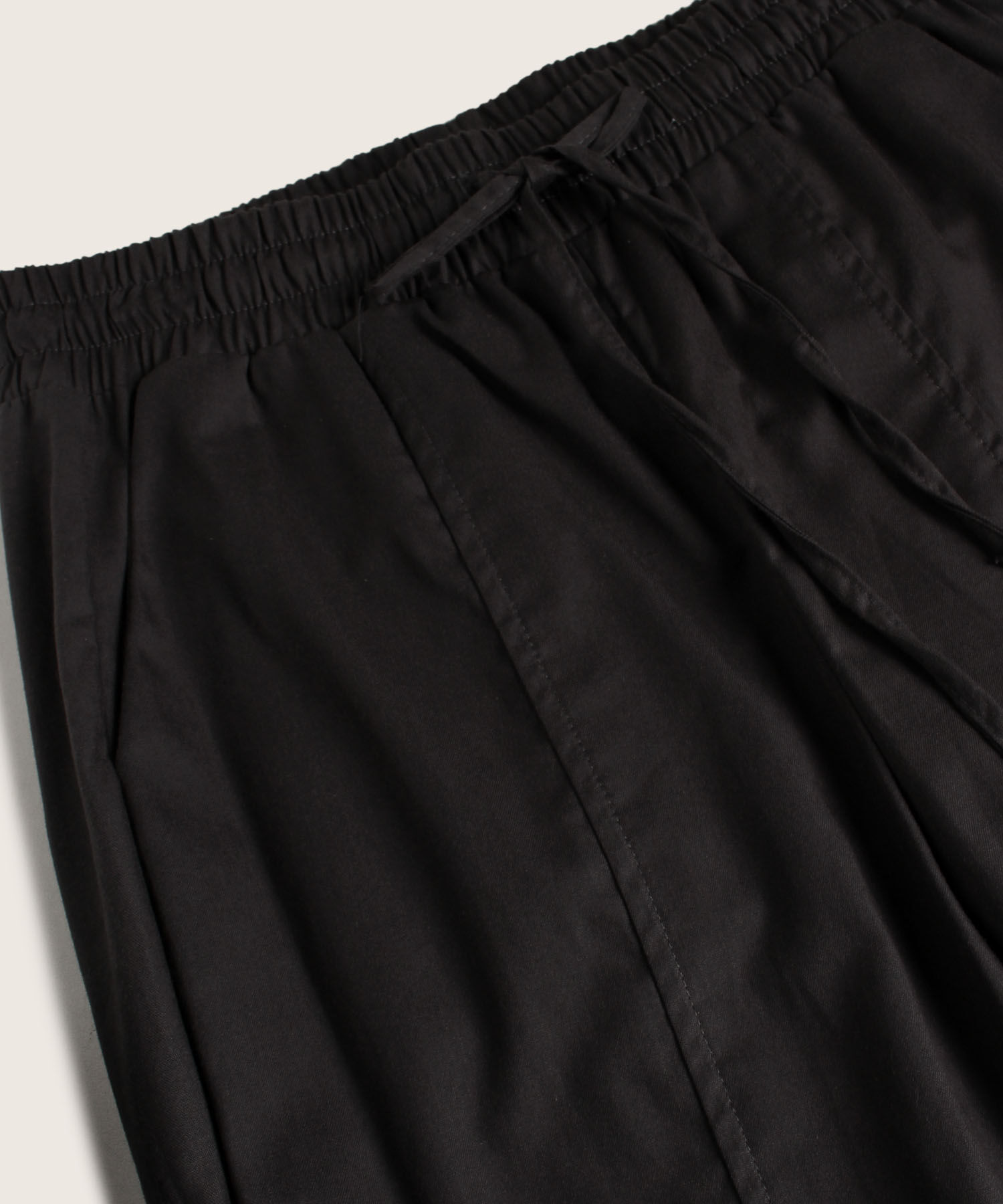 Pantalón Unicolor Tiro Alto