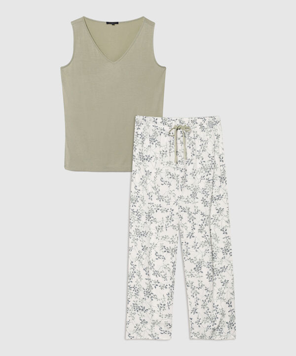 Pijama Set Camiseta Manga Sisa Y  Pantalón Capri Estampado