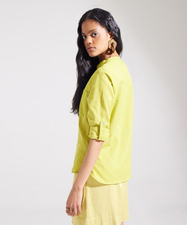 Blusa  Manga Larga Con Bolsillo Unicolor