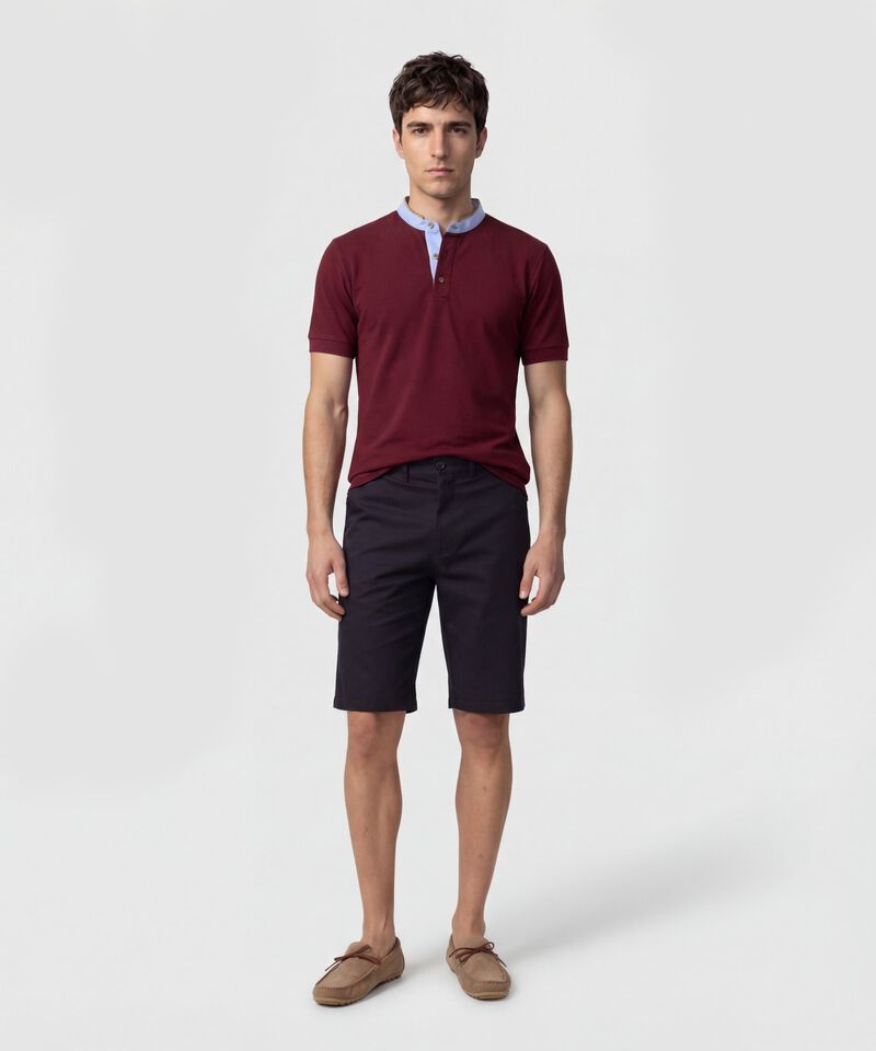 Bermuda Unicolor Con Bolsillos Diagonales 