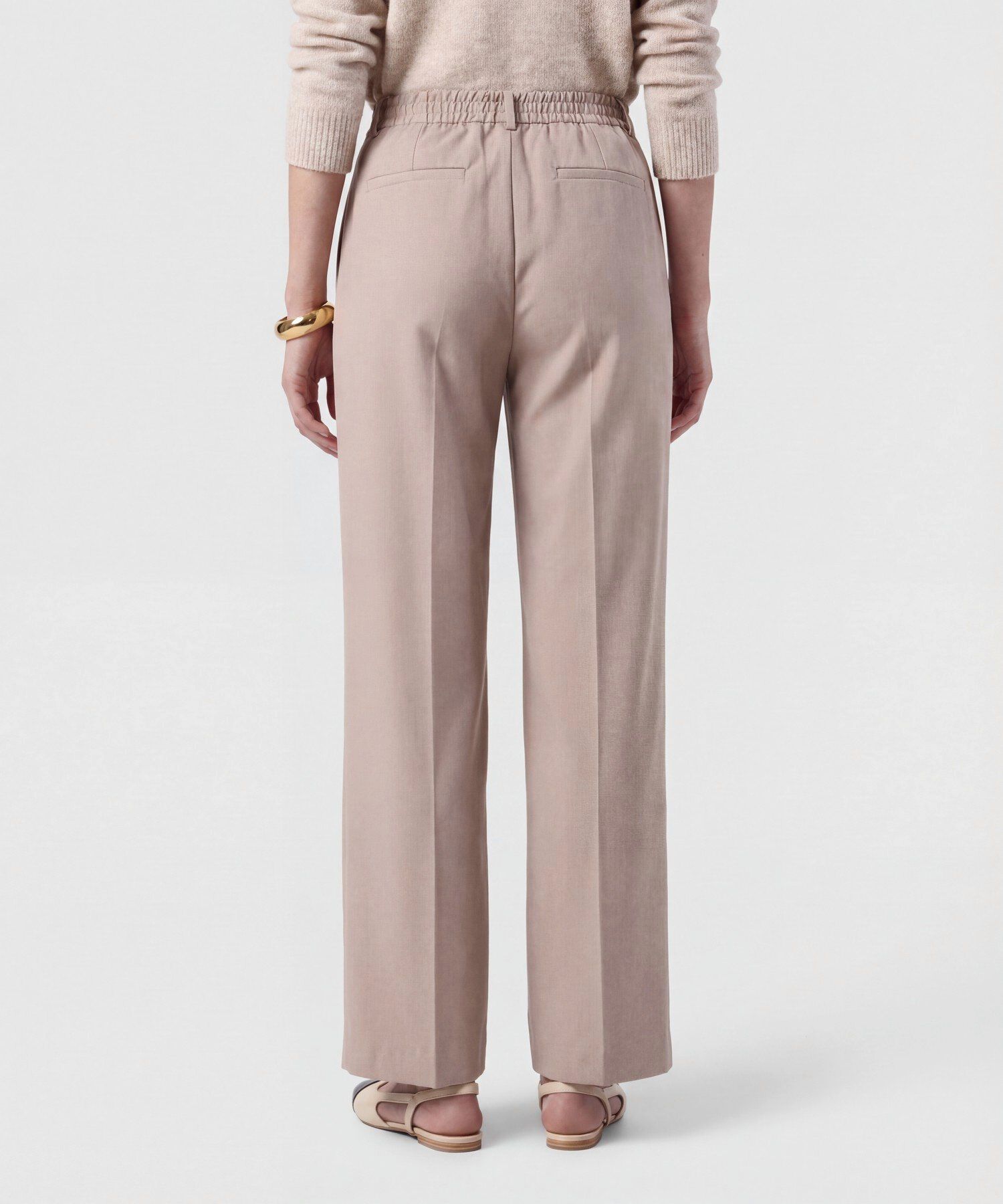 Pantal&oacute;n Unicolor Con Pinzas Para Mujer