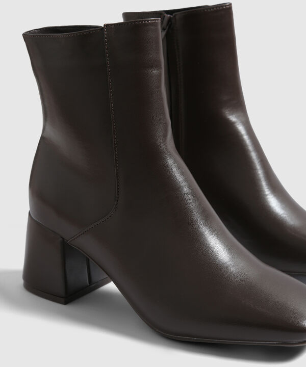 Botines de Tacón