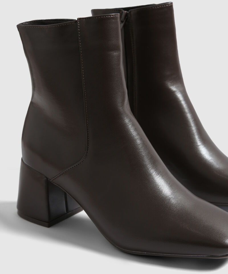 Botines de Tacón