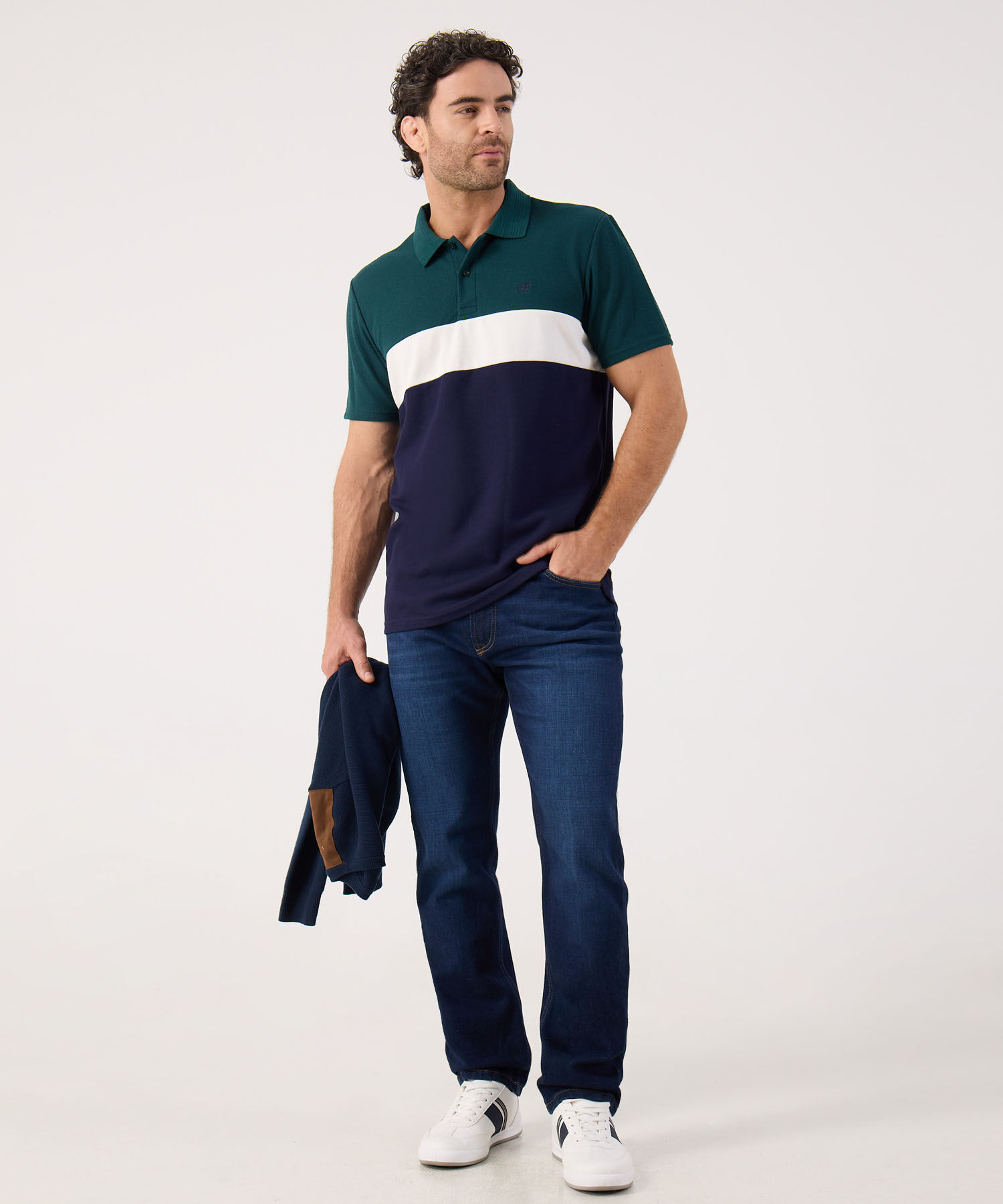 Polo En Bloques Con Bordado 