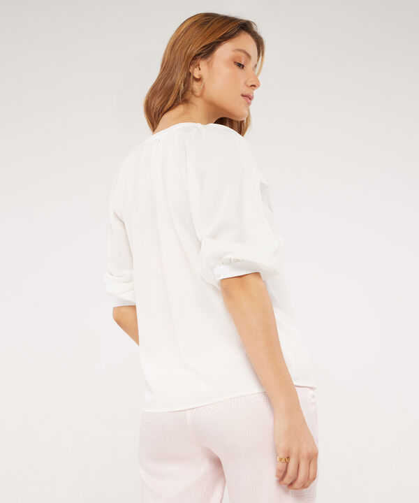 Blusa Manga 3/4 Con Volante En Frente