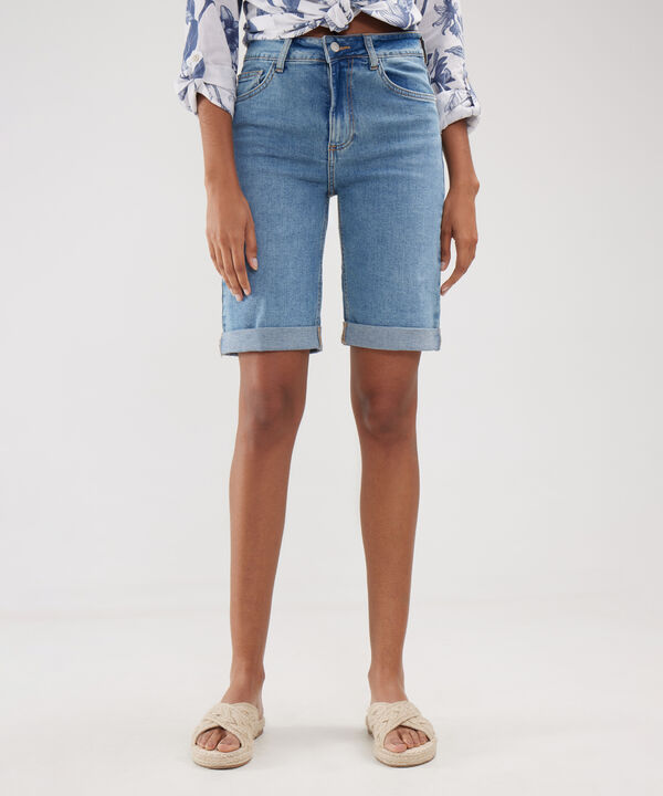 Bermuda Slim Con Roll Up image number null