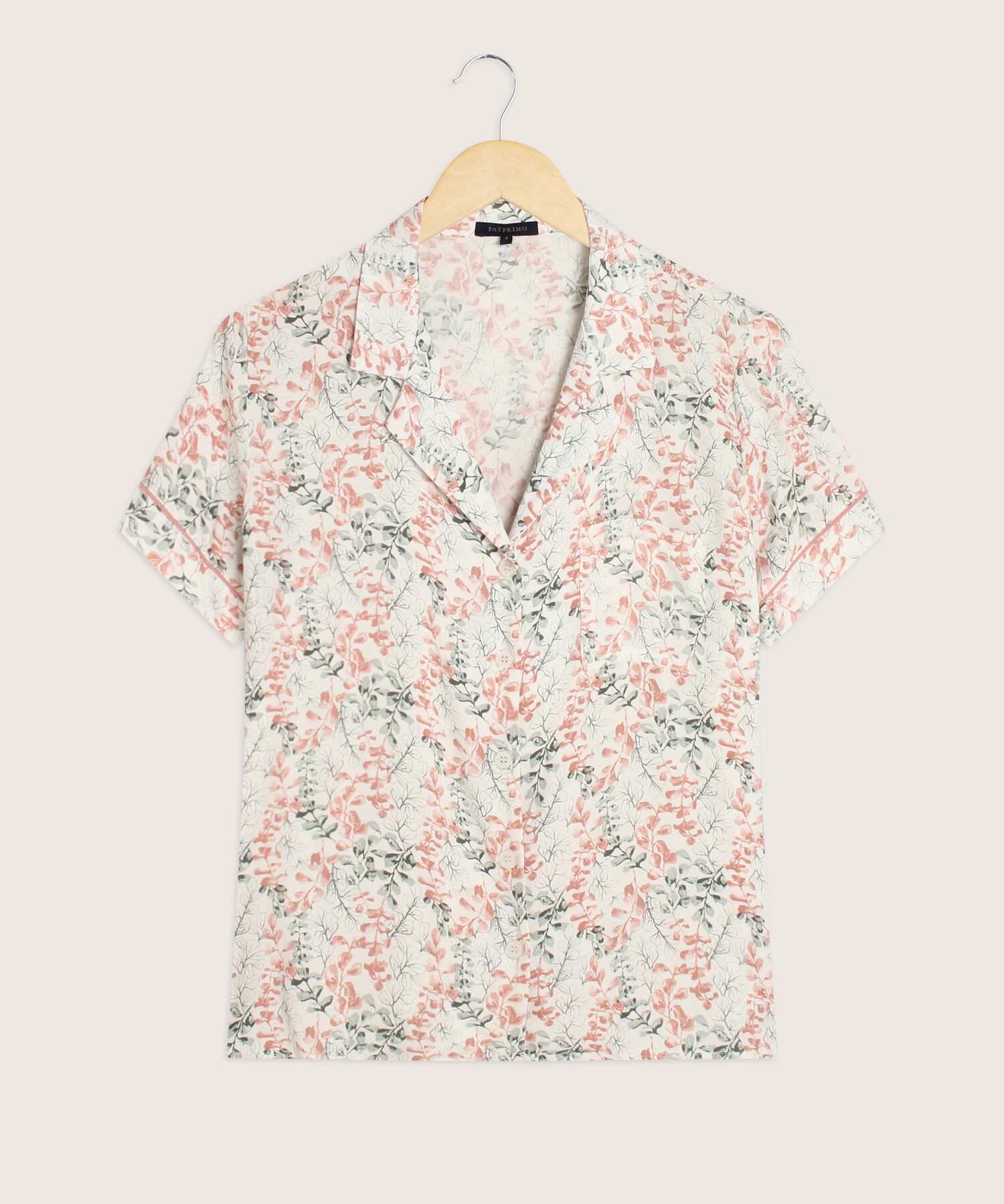 Camisa Resort Estampada Con Bolsillo En Frente
