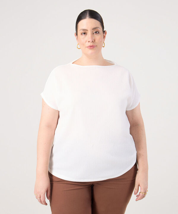 Camiseta Cuello Bandeja Para Mujer Curvy image number null