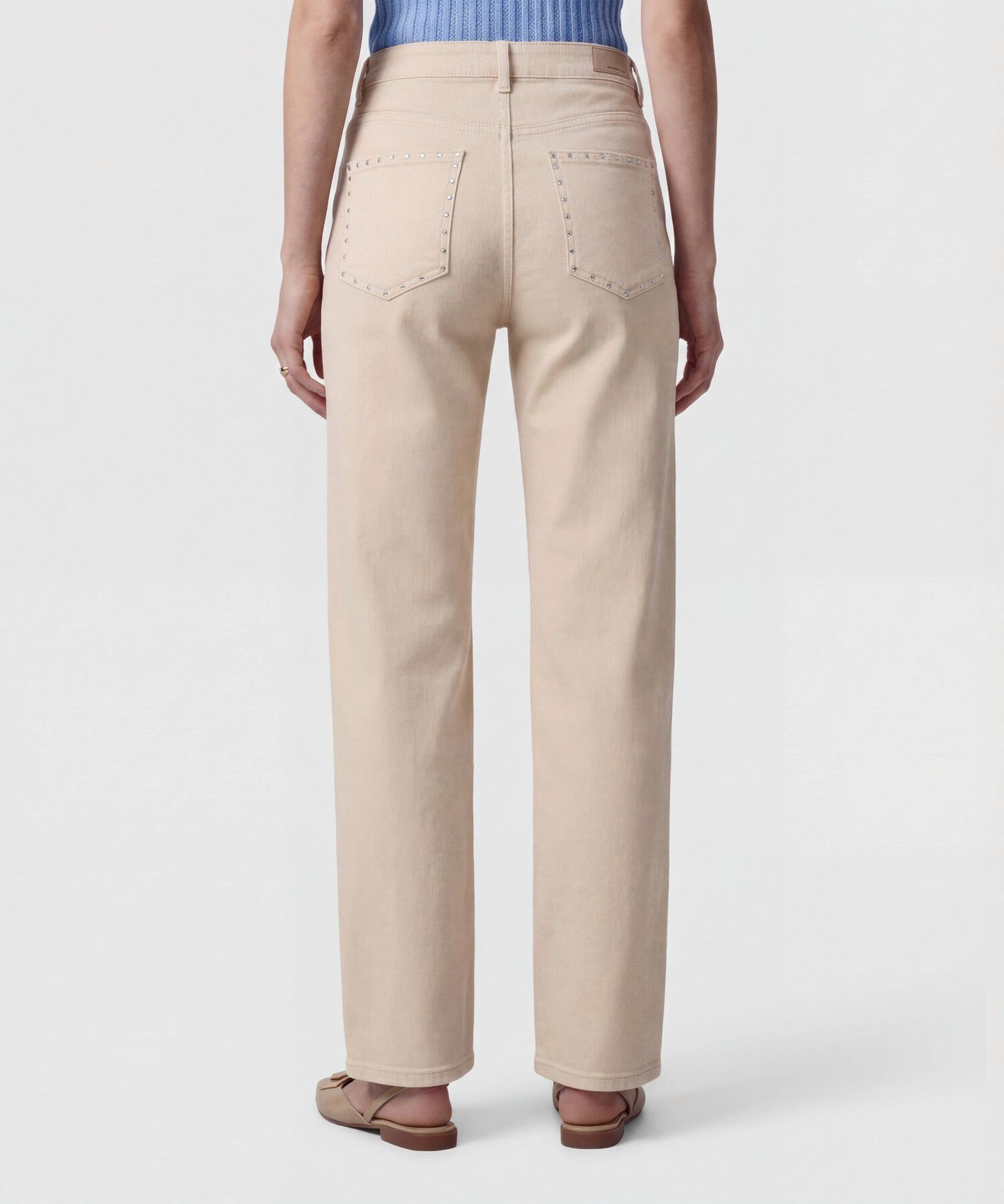 Jeans Rectos Con Piedras Laterales Mujer