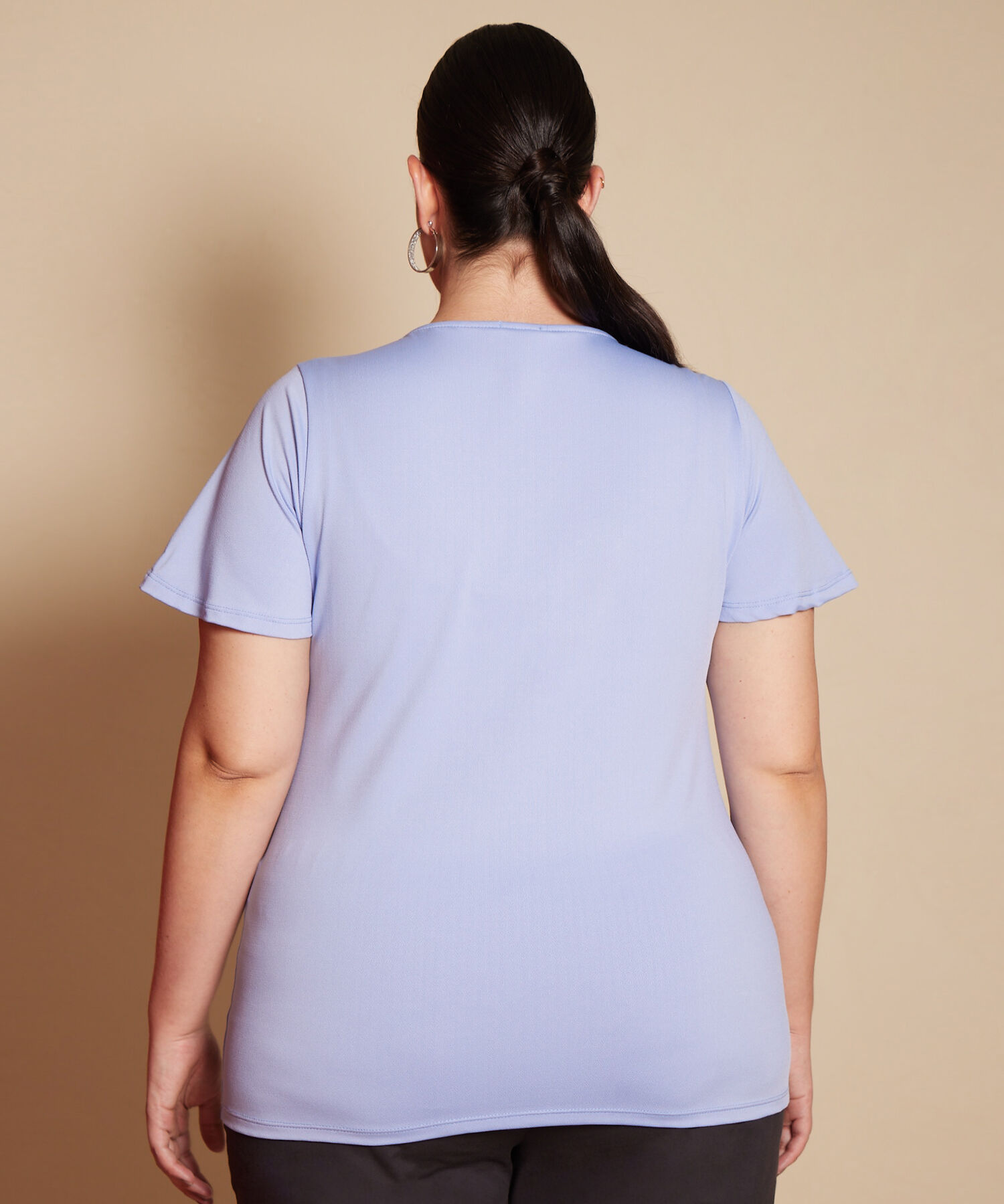 Camiseta Unicolor Manga Corta Cuello Redondo, Línea