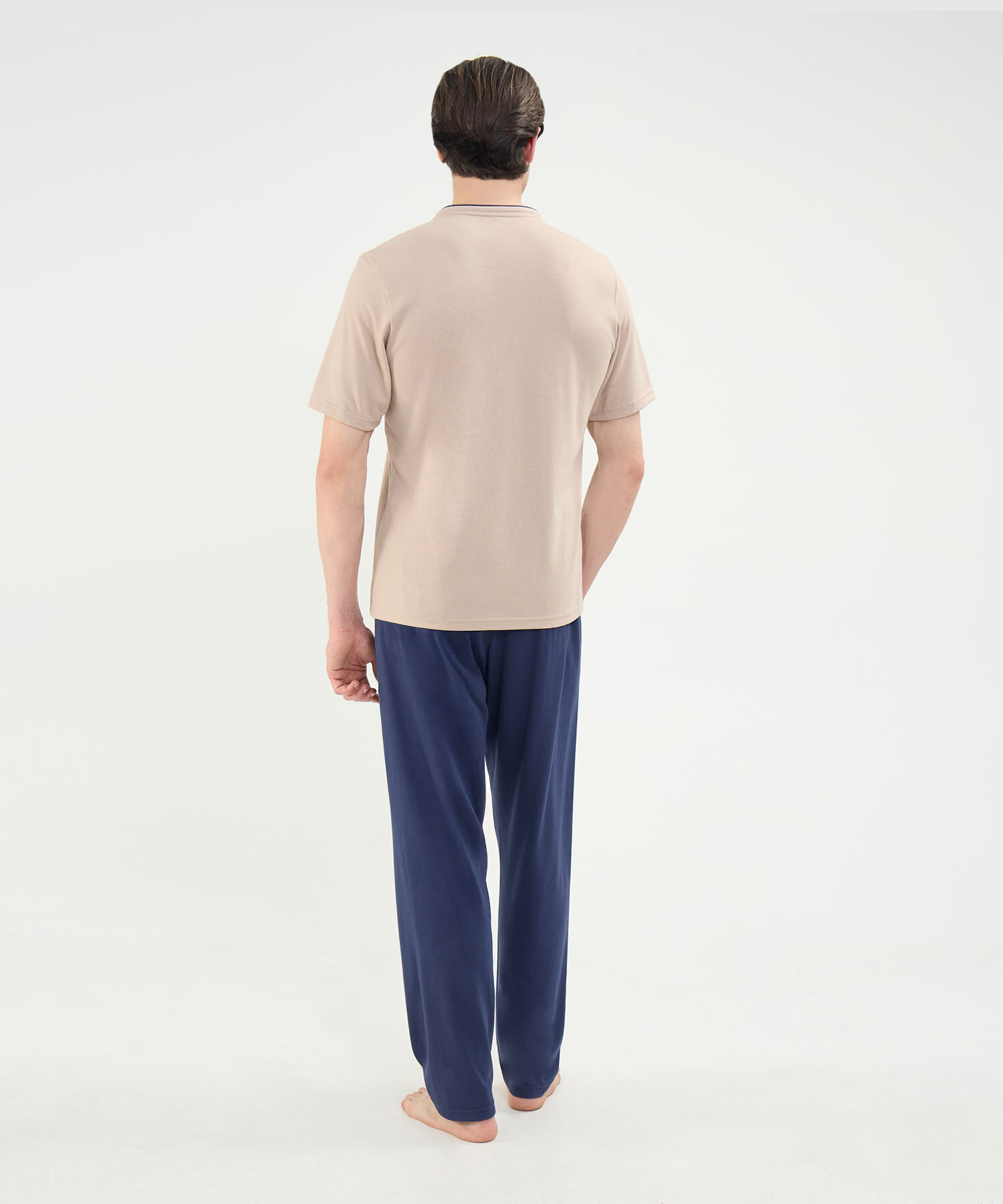 Pijama cuello henley