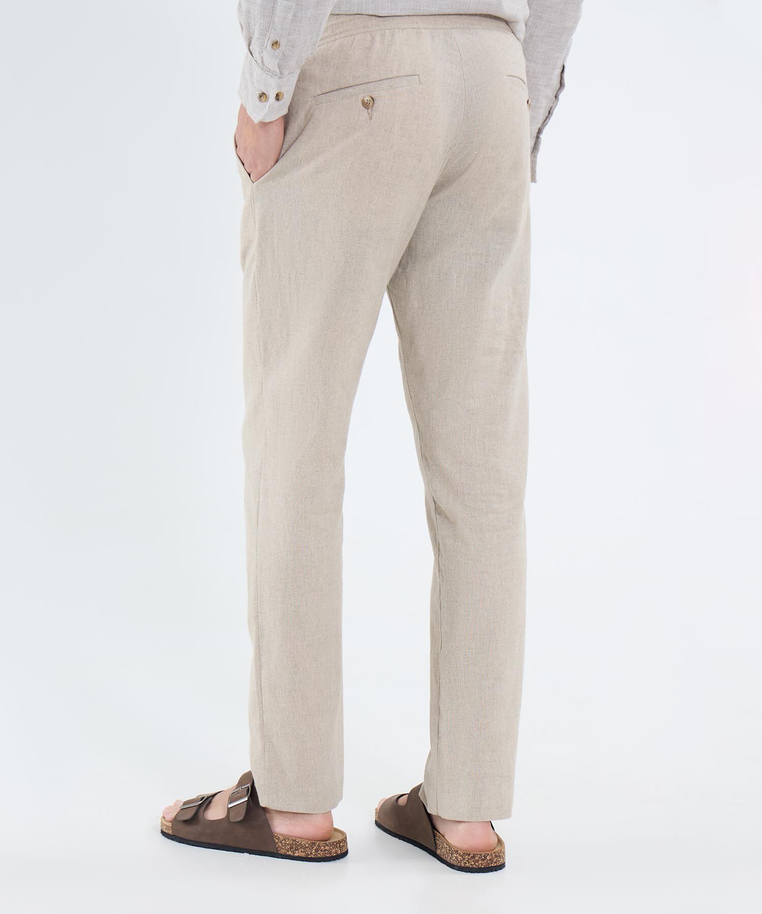 Pantalón Tipo Chino En Lino