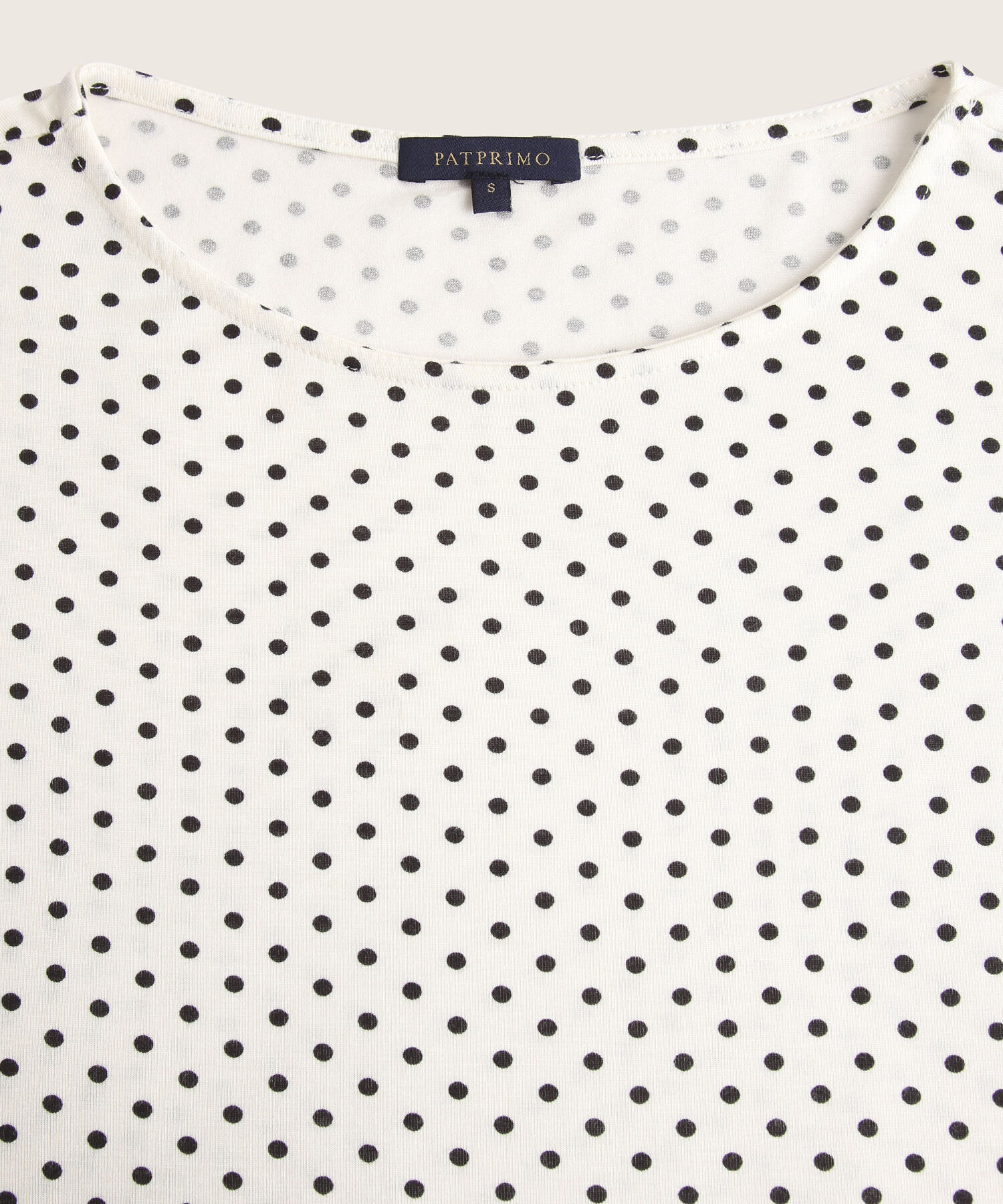Camiseta Escote Redondo Negro