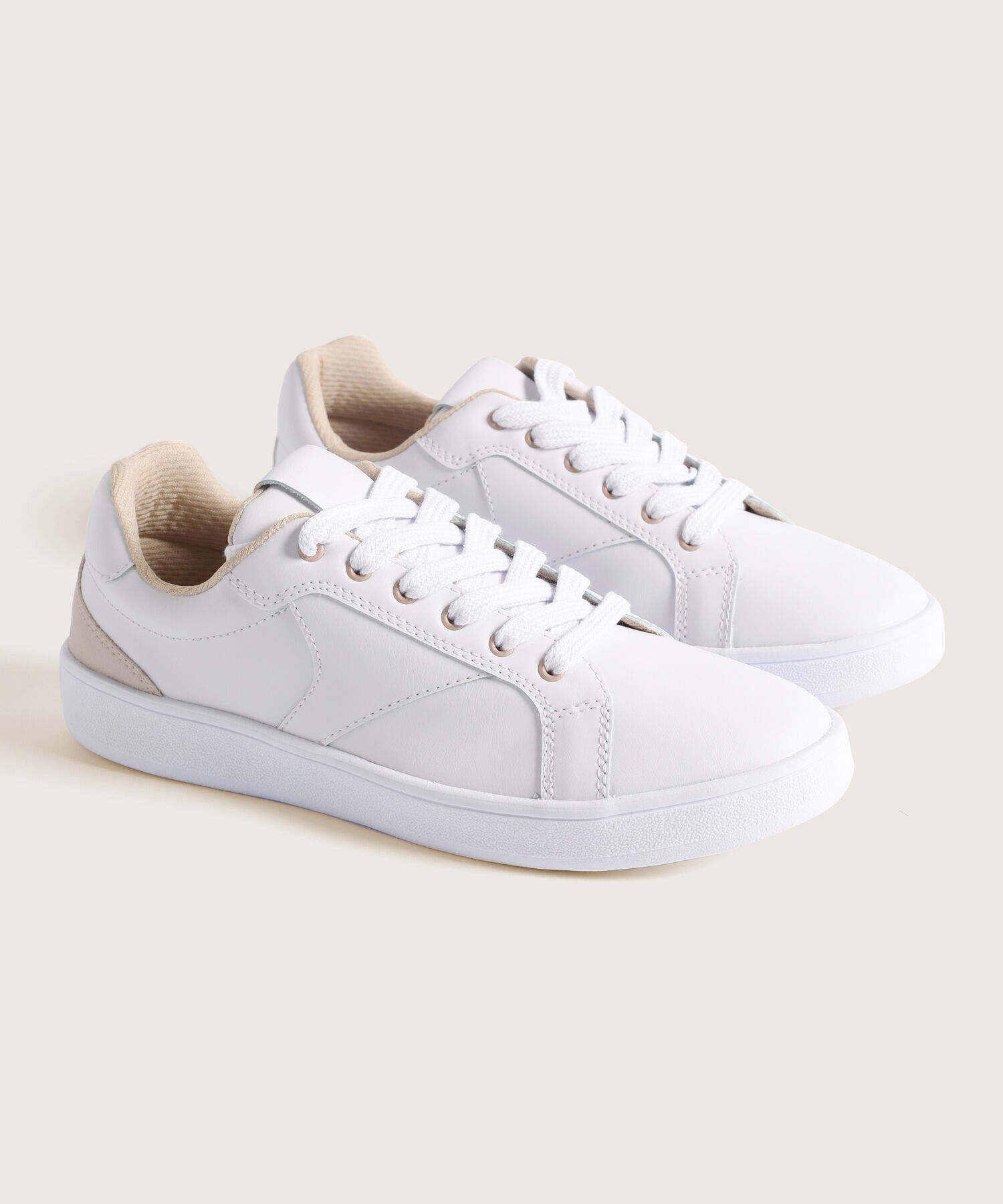 Tenis