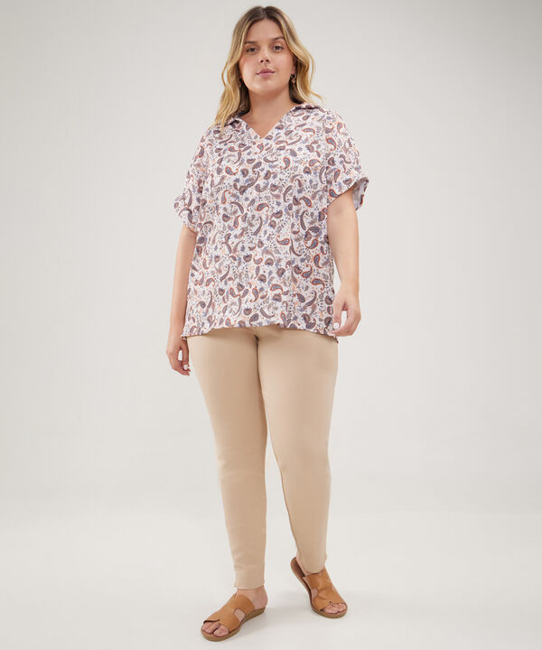 Camisa Cuello Camisero Con Escote En V image number null