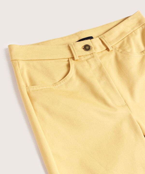 Pantalón Capri Con Bolsillos Unico