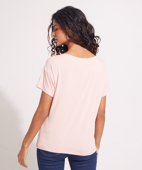 Camiseta Cuello Redondo Con Screen En Delantero Y Encaje Bolillo