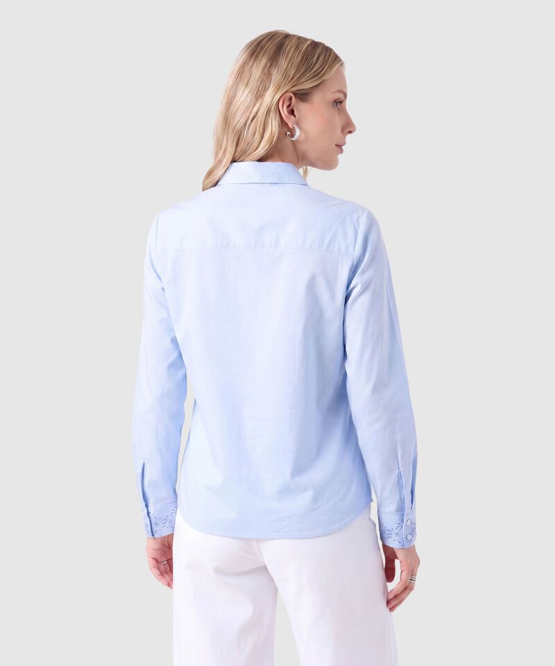 Camisa con Pechera Bordada Mujer
