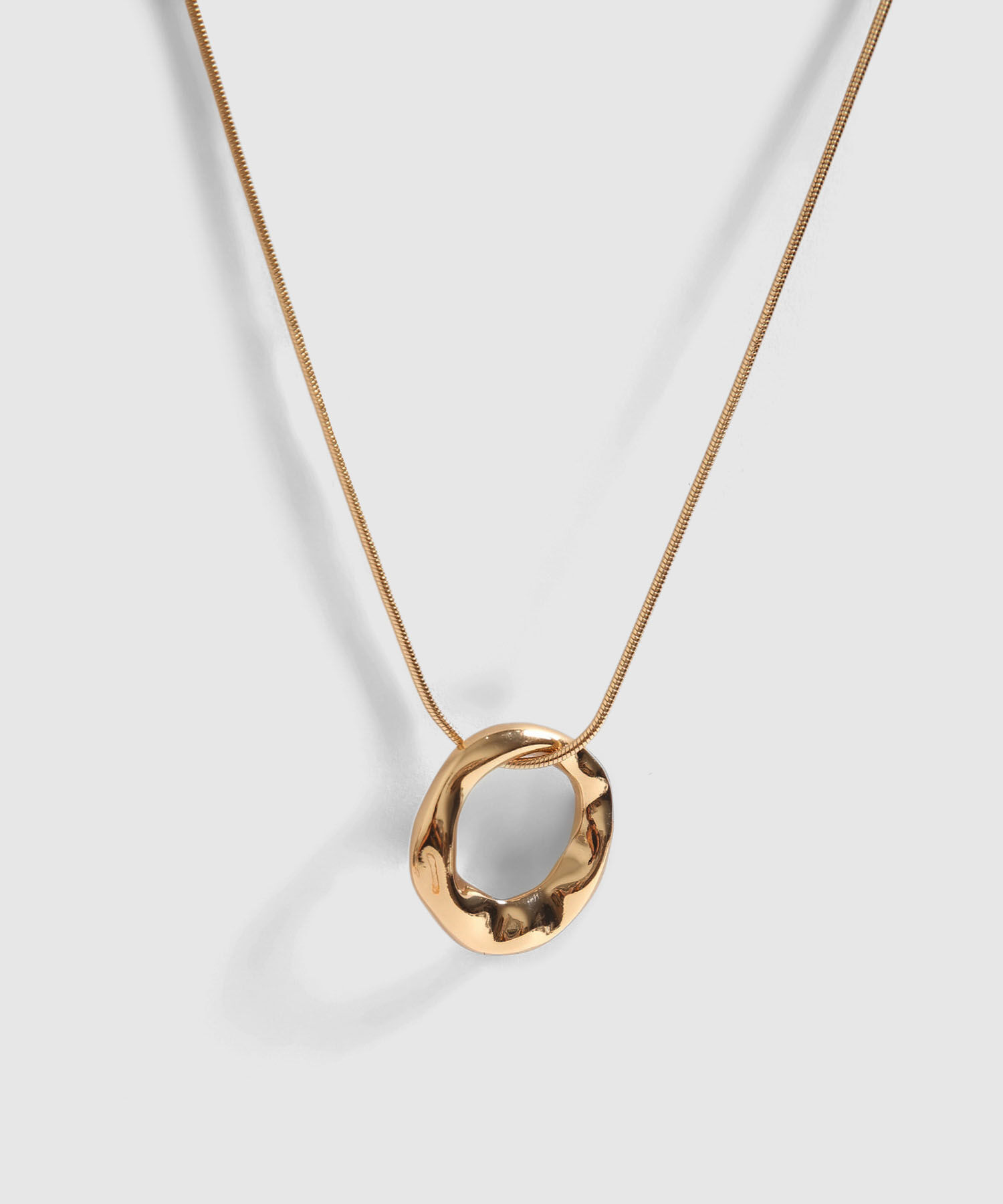 Collar con Dije de Aro