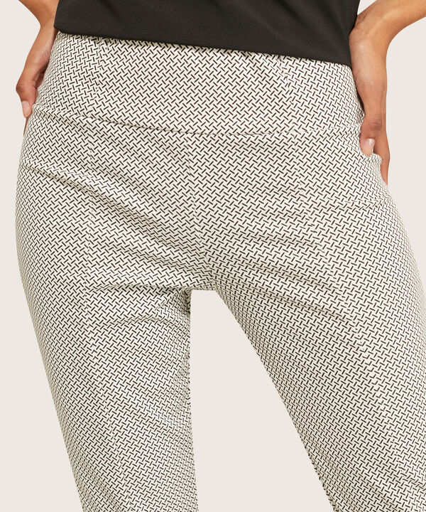 Leggings Estampado Con Corte image number null