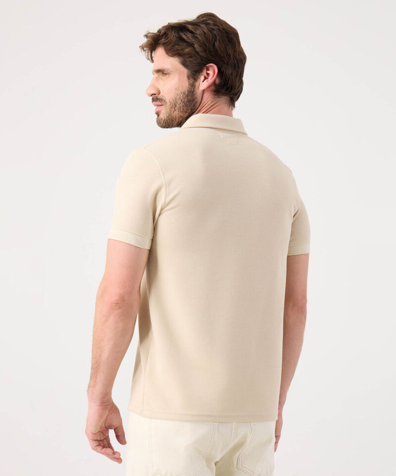 Polo Unicolor Texturizada 